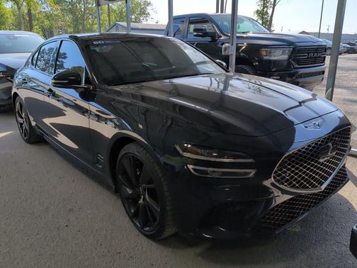 2023 Genesis G70 2.0T RWD