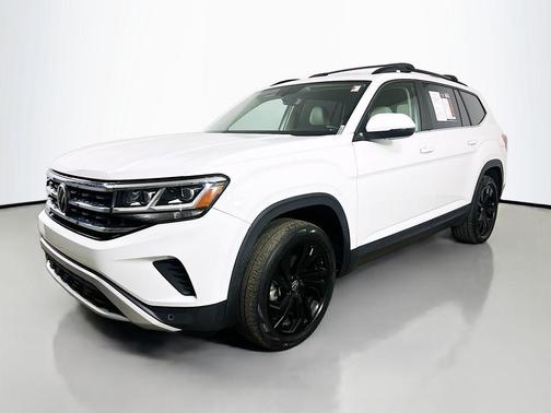 2022 Volkswagen Atlas 3.6L SE w/Technology