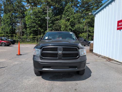 RV Match Walnut Brown Metallic Clearcoat 2018 RAM 1500 Tradesman