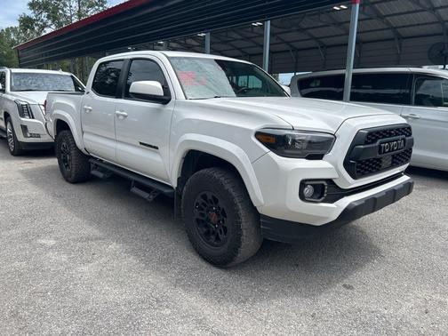 2022 Toyota Tacoma SR5