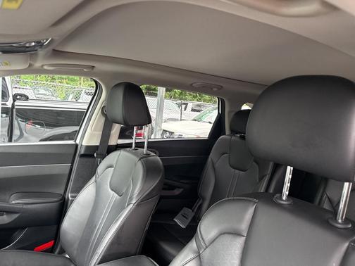 2023 Kia Sorento EX