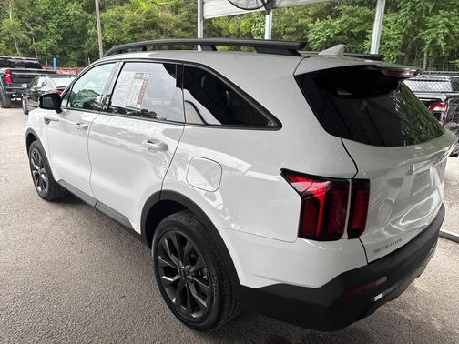 2023 Kia Sorento EX