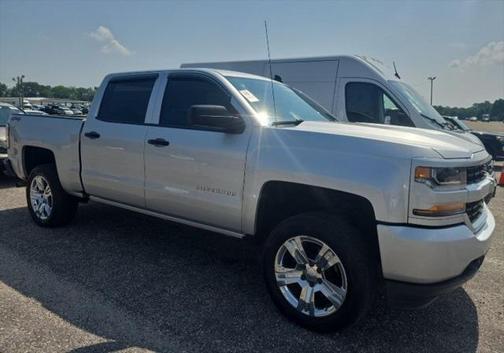 2018 Chevrolet Silverado 1500 Custom