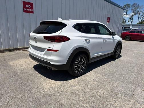 White Cream 2021 Hyundai TUCSON Limited