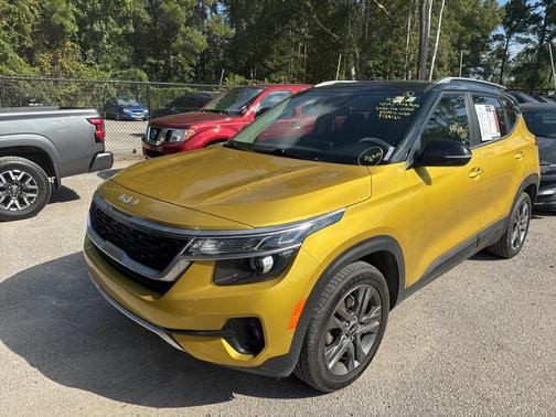 2022 Kia Seltos S