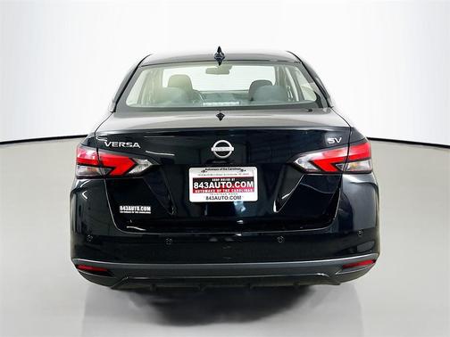 2023 Nissan Versa 1.6 SV