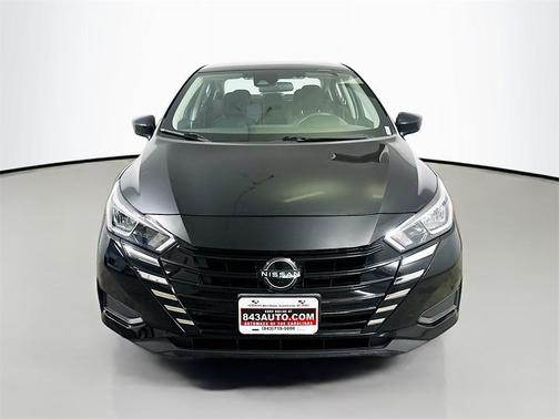 2023 Nissan Versa 1.6 SV