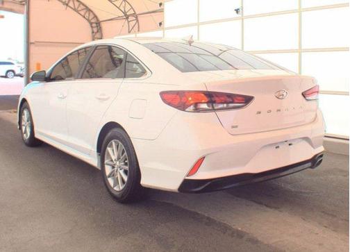 2018 Hyundai SONATA SE