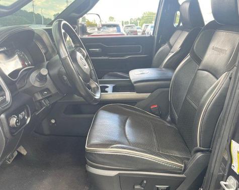 2022 RAM 2500 Laramie Crew Cab 4x4 8' Box