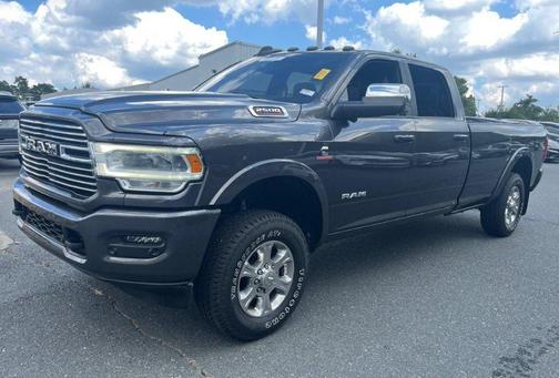 2022 RAM 2500 Laramie Crew Cab 4x4 8' Box