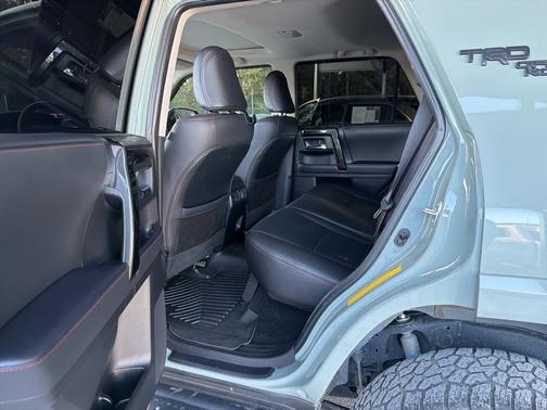 2022 Toyota 4Runner TRD Off Road Premium