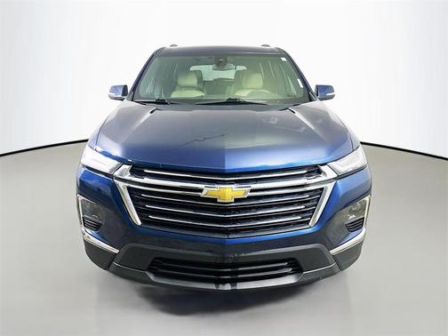 2022 Chevrolet Traverse LT Leather