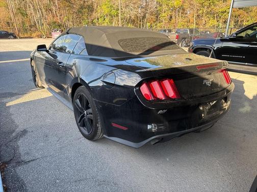 2017 Ford Mustang EcoBoost Premium
