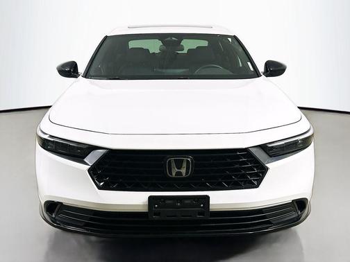 Platinum White Pearl 2025 Honda Accord Hybrid Sport-L