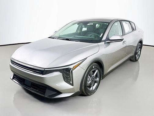 Steel Gray 2025 Kia K4 LXS