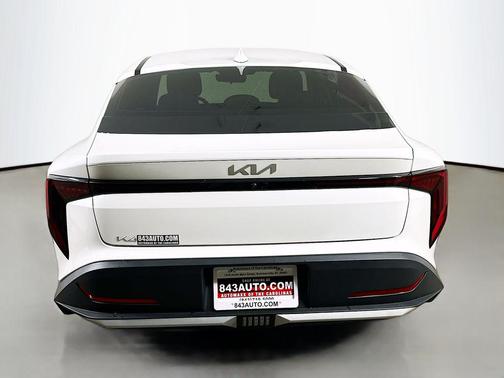 Snow White Pearl 2025 Kia K4 EX