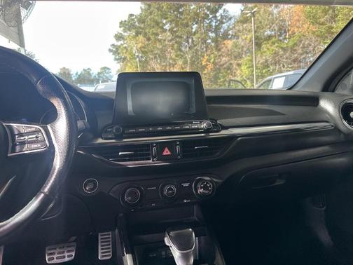 2020 Kia Forte GT-Line