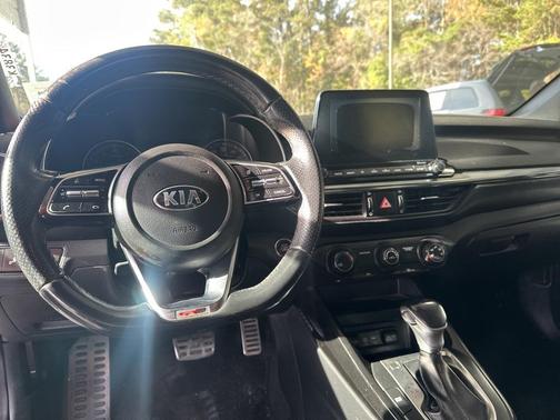 2020 Kia Forte GT-Line