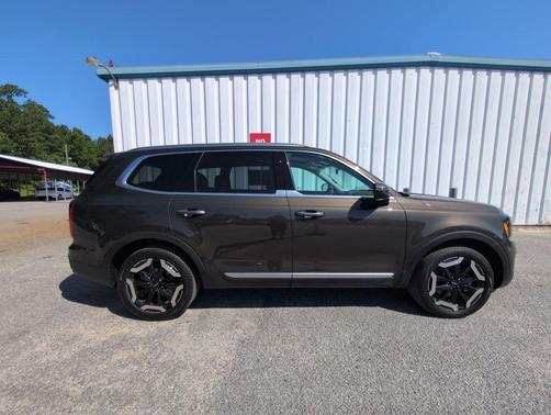 Dark Moss 2025 Kia Telluride S