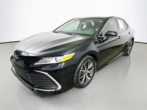 Midnight Black Metallic 2023 Toyota Camry XLE
