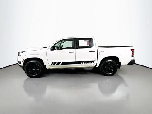 2025 Nissan Frontier S