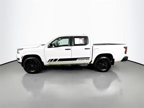 2025 Nissan Frontier S