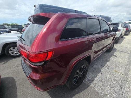 2019 Jeep Grand Cherokee Altitude