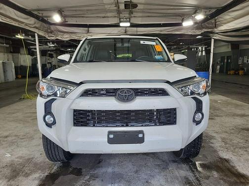 Super White 2019 Toyota 4Runner SR5 Premium