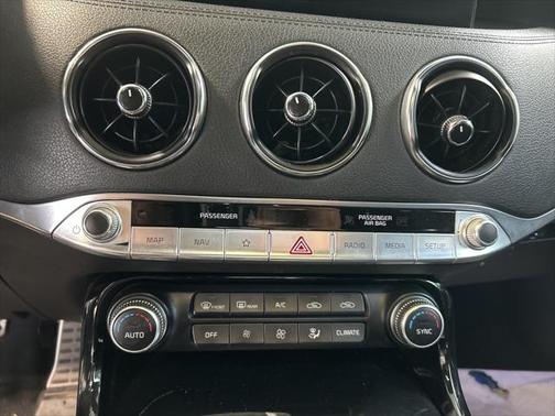 2022 Kia Stinger GT-Line