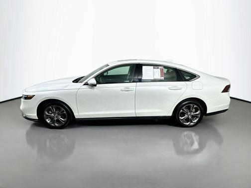 Platinum White Pearl 2024 Honda Accord EX