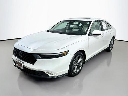 Platinum White Pearl 2024 Honda Accord EX