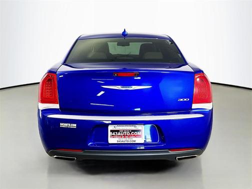 2020 Chrysler 300 Touring