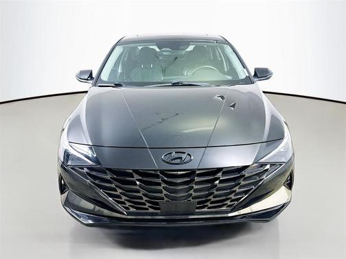 2022 Hyundai ELANTRA Limited