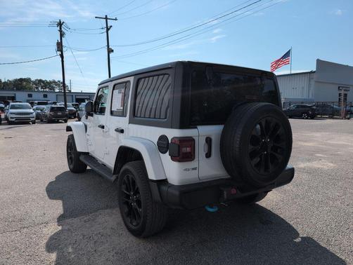 Bright White Clearcoat 2023 Jeep Wrangler 4xe Sahara