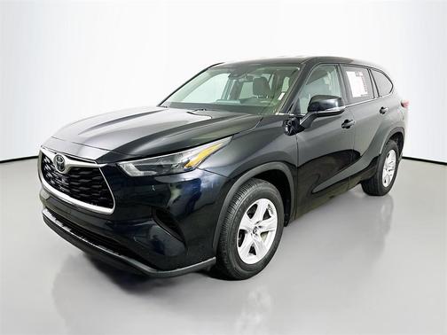 2022 Toyota Highlander L