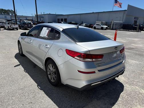 Sparkling Silver 2019 Kia Optima LX