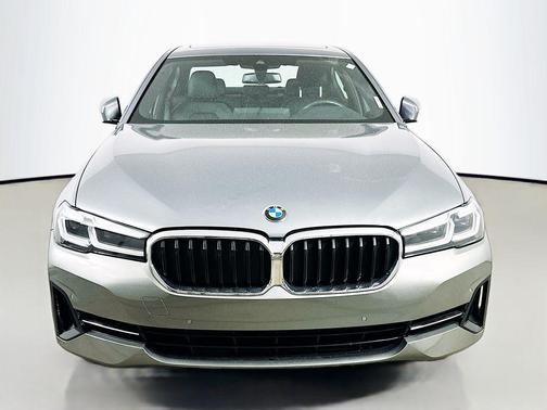 2023 BMW 540 i