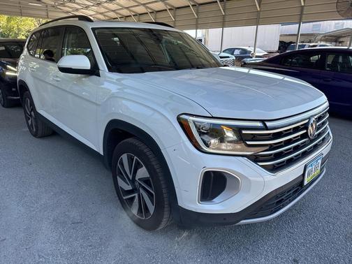 2024 Volkswagen Atlas 2.0T SE w/Technology 4MOTION