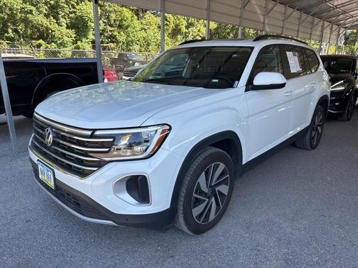 2024 Volkswagen Atlas 2.0T SE w/Technology 4MOTION
