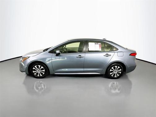 2022 Toyota Corolla Hybrid LE