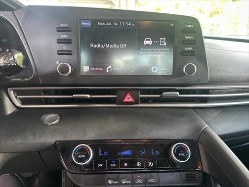 2021 Hyundai ELANTRA SEL