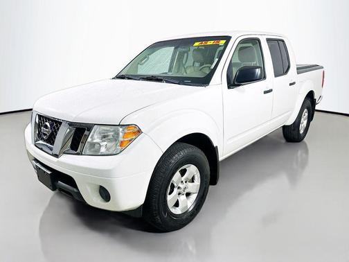 Super Black 2012 Nissan Frontier SV