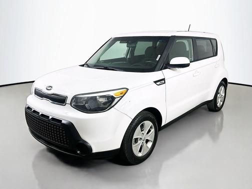 Clear White 2016 Kia Soul Base