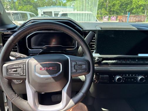 Summit White 2025 GMC Sierra 1500 SLT