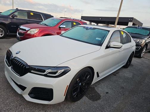 2021 BMW 530 530i