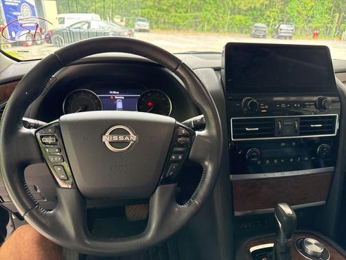 Super Black 2023 Nissan Armada SL 4WD