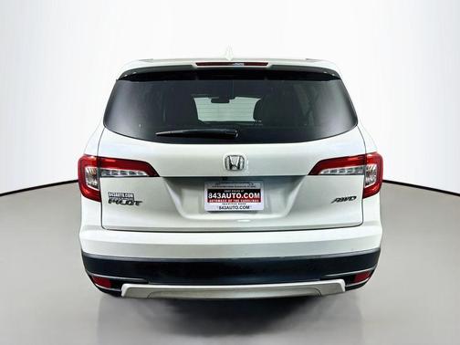 White Diamond Pearl 2019 Honda Pilot EX