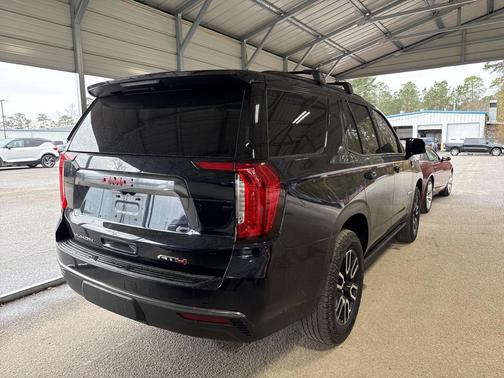 2023 GMC Yukon 4WD AT4