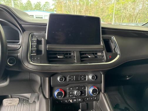 2023 GMC Yukon 4WD AT4