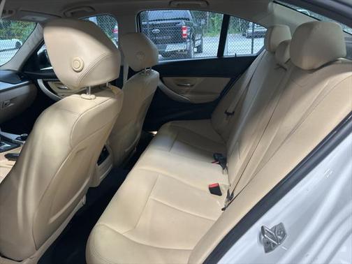 2018 BMW 320 i